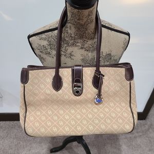 Dooney & Bourke Shoulder Bag